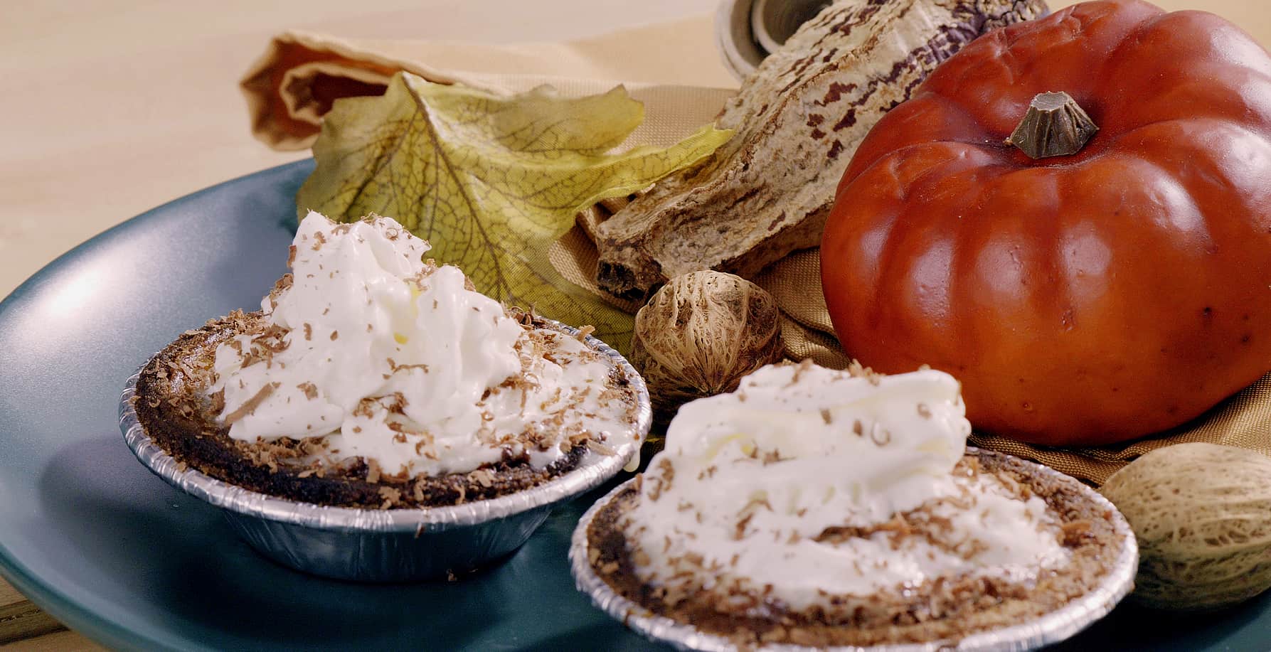 Mini pumpkin pies on the plate